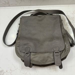 CC Skye Onie Messenger Bag